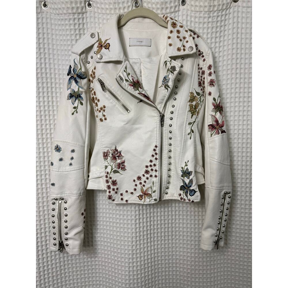 Blank NYC White Embroidered Floral Vegan Leather Moto Jacket Sz Med - Picture 2 of 10